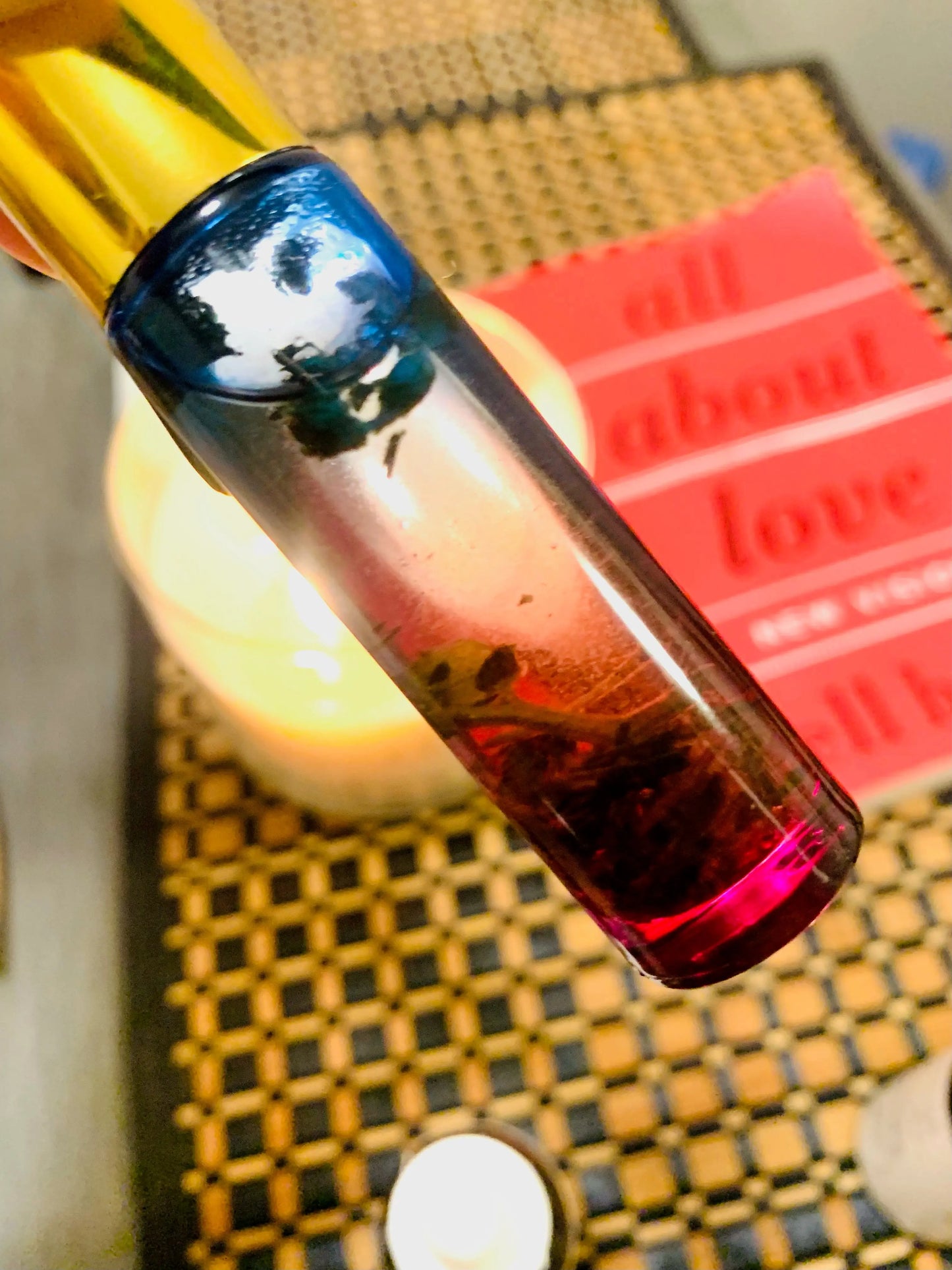  All About Love is an organic essential oil infused with organic coconut, frankincense, roses, rosemary fresh jasmine flower, pink Himalayan, blessed thistle, lavender, and penny royal. This oil enhances cleansing, protection, manifestations, romance, peace, and sexual intimacy. This oil also leaves your skin feeling soft and fragrant.  This oil is handmade locally by Vibe High Tribe in Los Angeles    